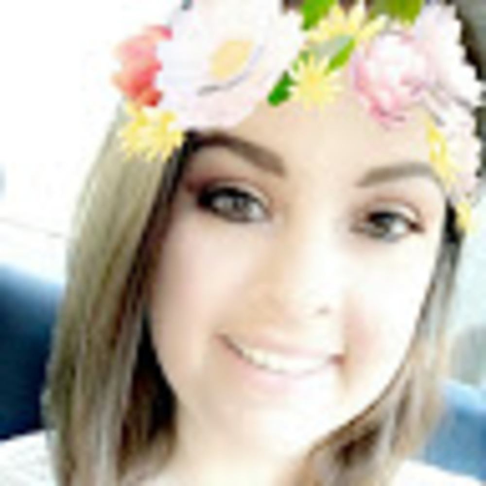 Meet your Posher, Alyson